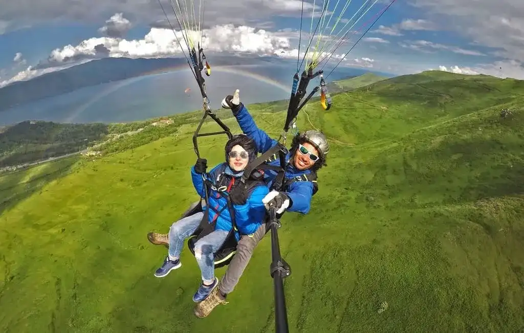 Paragliding%20in%20armenia.webp